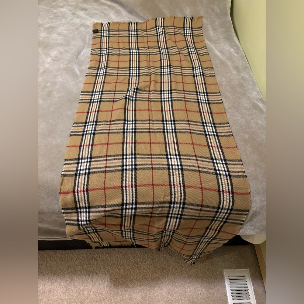 V.Fraas weather scarf preowned
